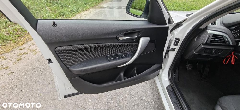 BMW Seria 1 116i Edition Metropolitan - 14