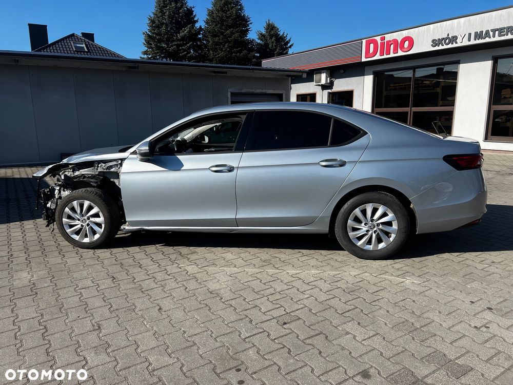 Skoda Superb 1.5 TSI Ambition DSG - 8