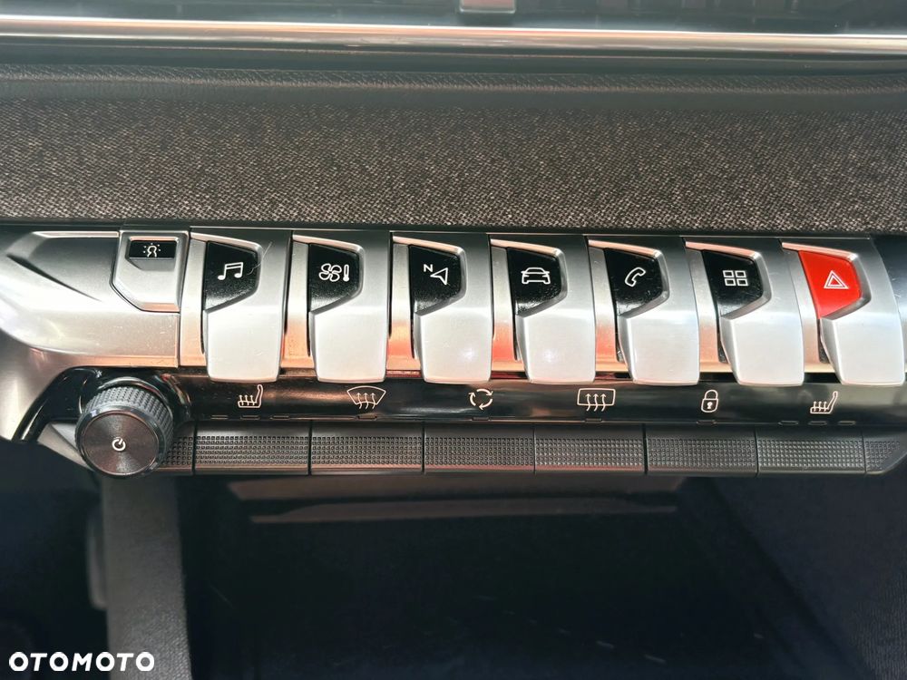 Peugeot 3008 THP 165 EAT6 Stop & Start Allure - 25