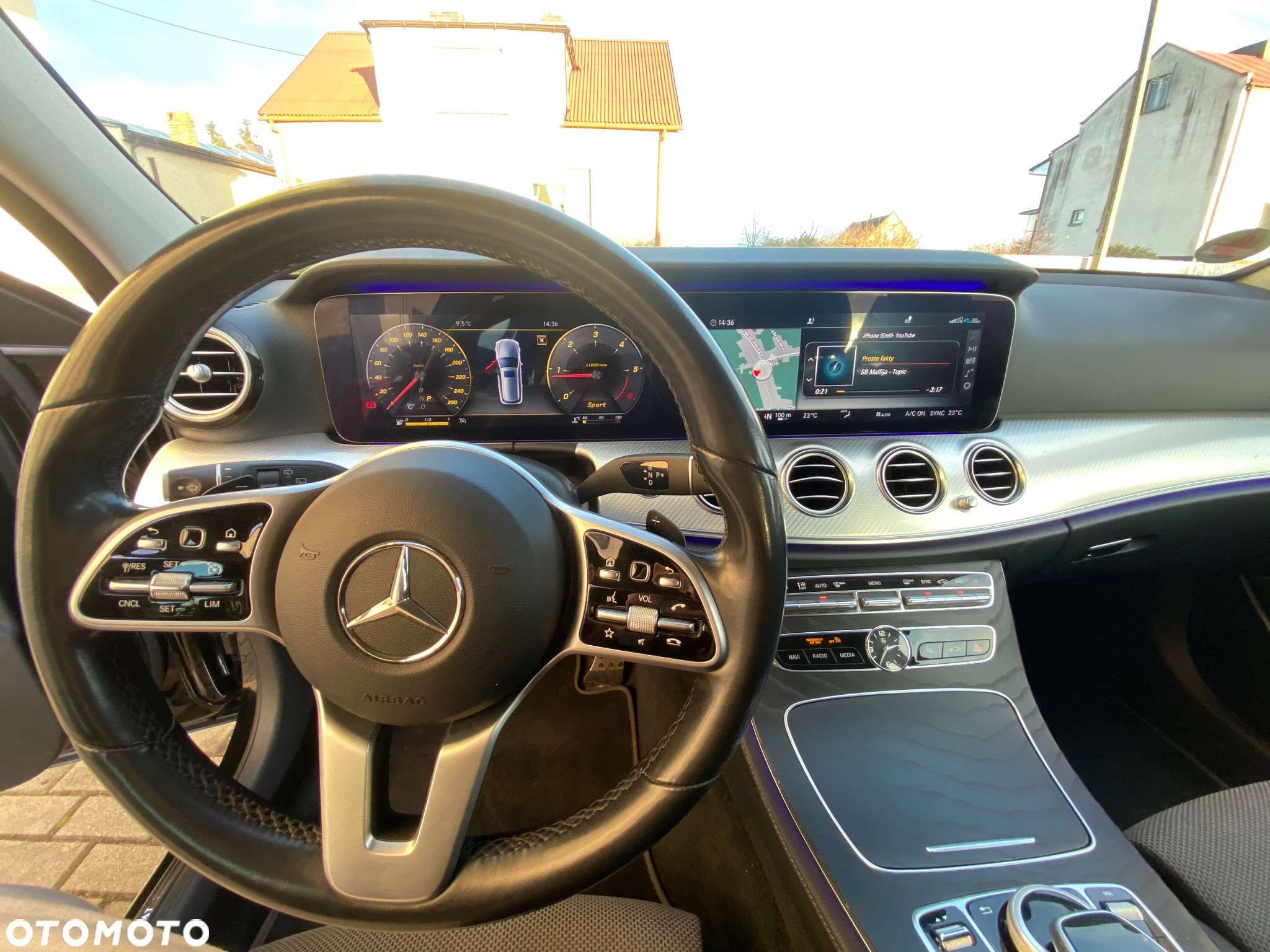 Mercedes-Benz Klasa E 200 d T 9G-TRONIC - 20