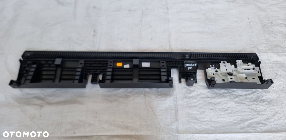 OPEL COMBO E OSŁONA TYLNEJ KANAPY 186030130 - 9