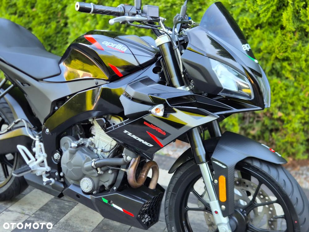Aprilia Tuono - 9