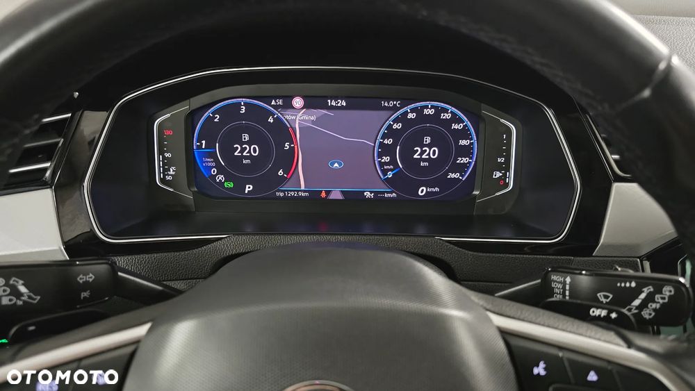 Volkswagen Passat - 30