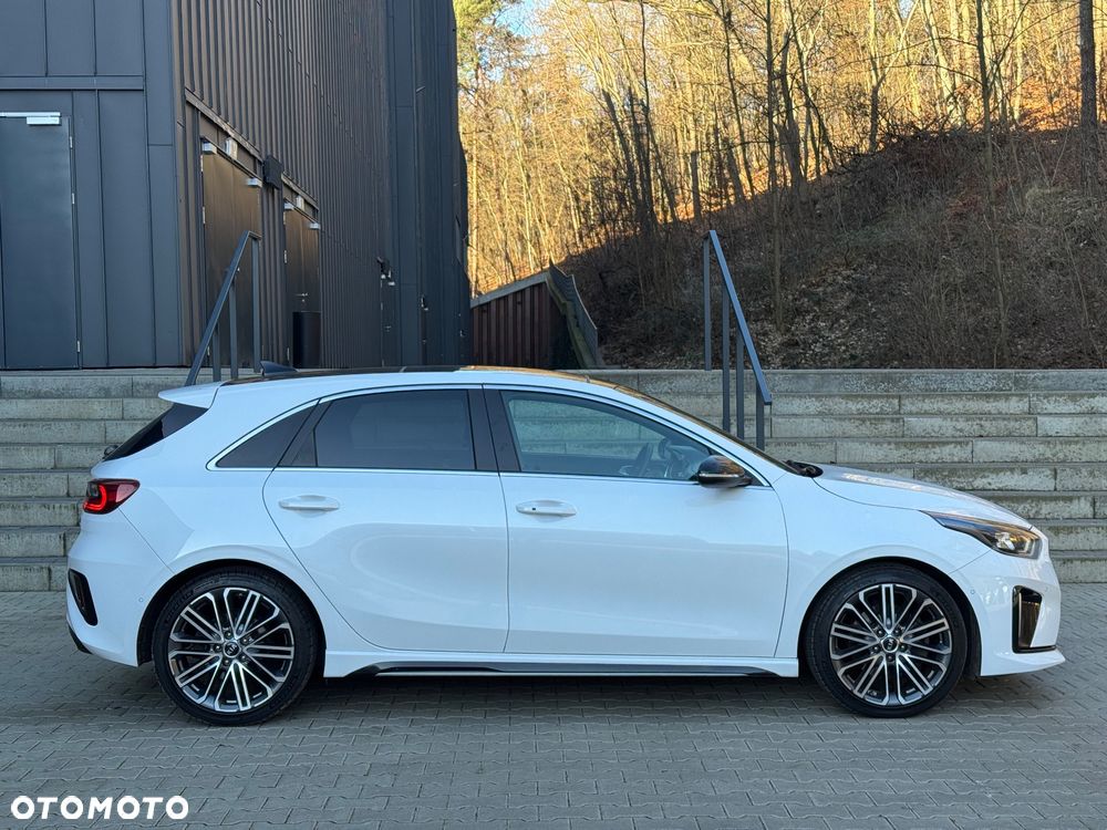 Kia Ceed 1.4 T-GDI DCT OPF GT Line - 9