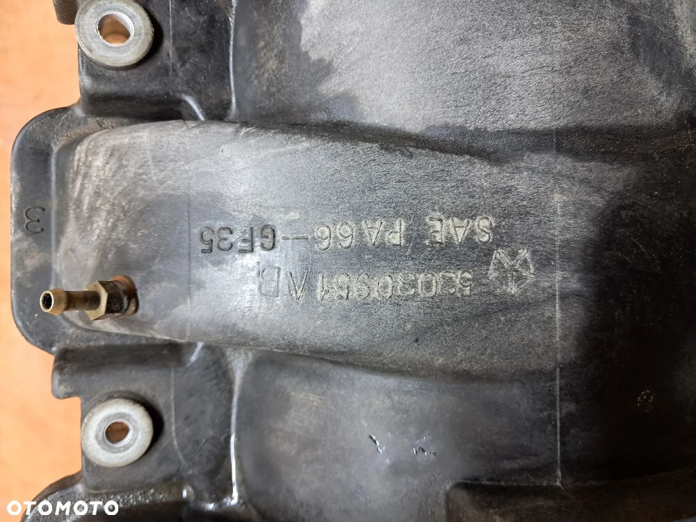 Jeep Grand Cherokee 4.7 Benzyna Kolektor ssący GAZ - 2