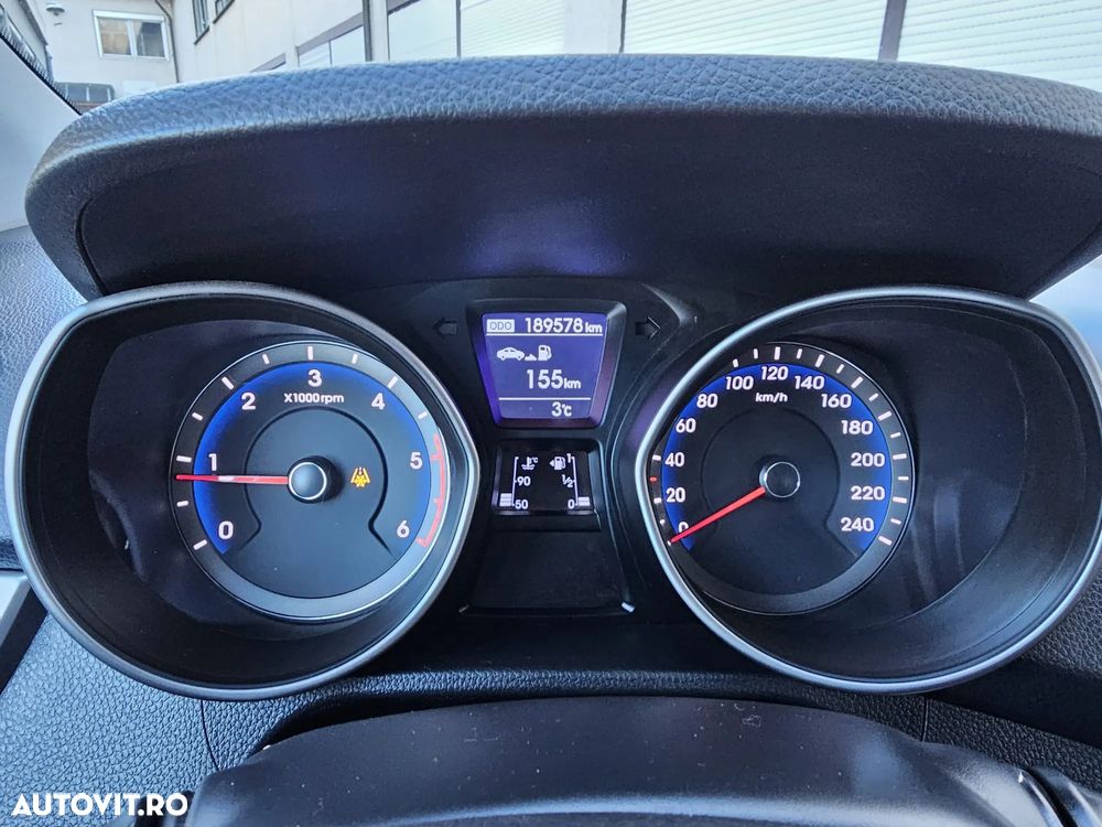 Hyundai i30 i30cw 1.6 CRDi Style - 10