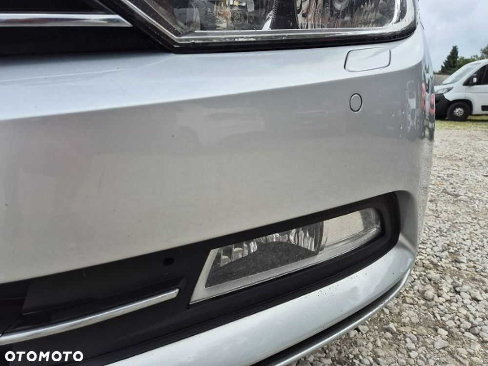 Volkswagen Passat - 9