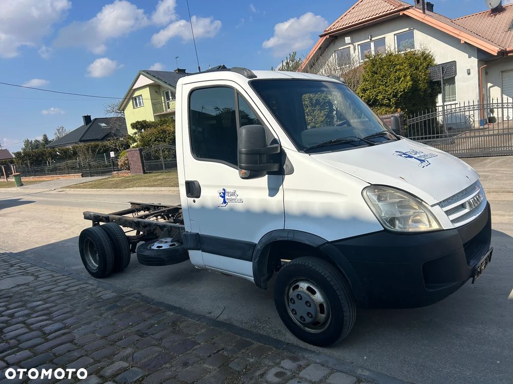 Iveco Daily 35C12 - 1