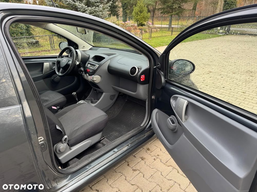 Toyota Aygo Multi Mode City - 7