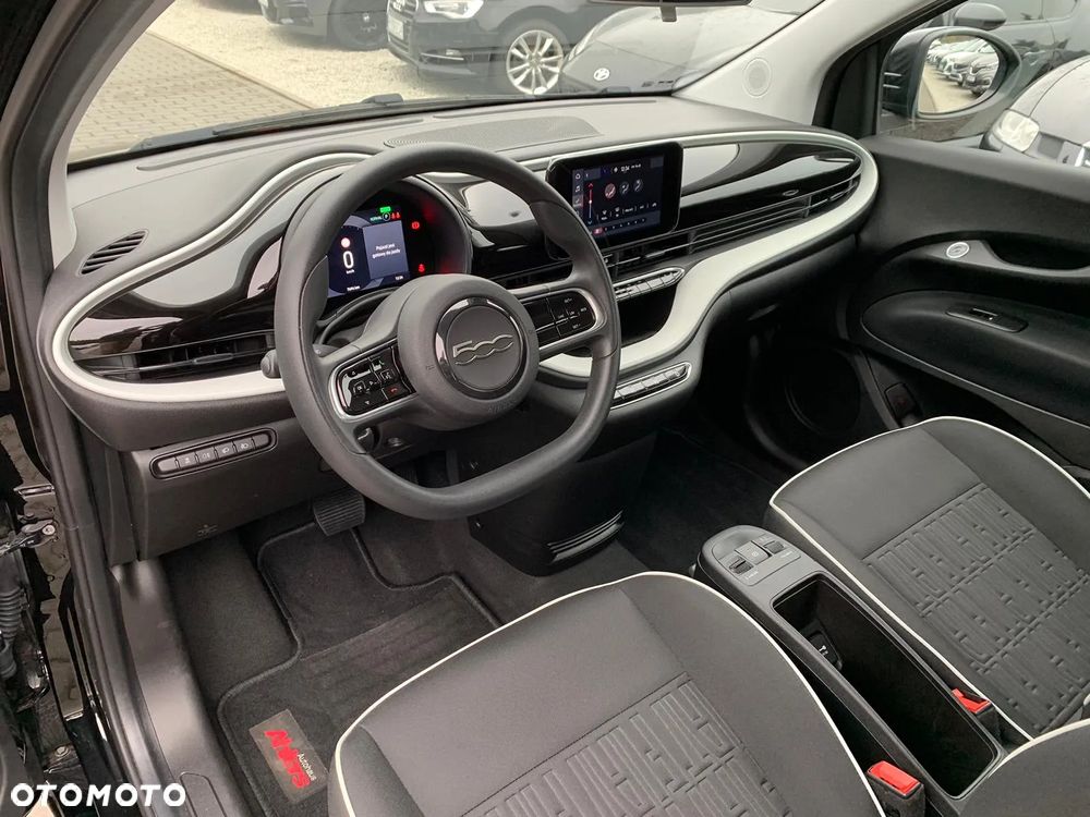 Fiat 500e 23,8kWh C - 10