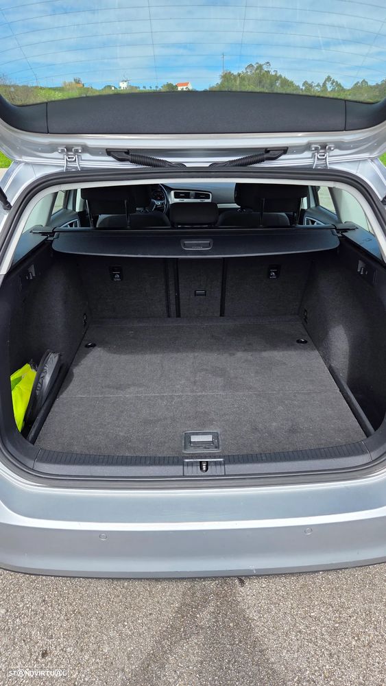 VW Golf 1.6 TDi BlueMotion Confortline - 11