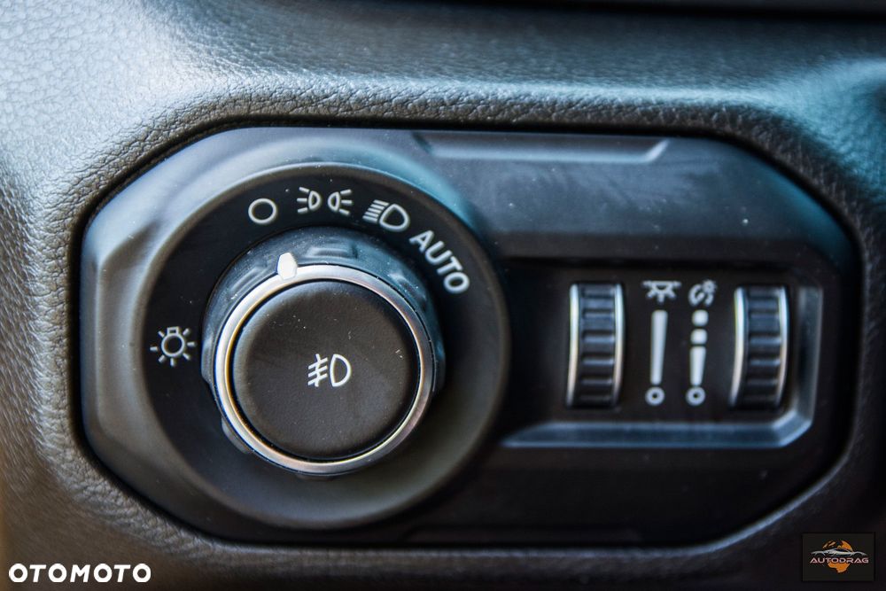 Jeep Wrangler - 22