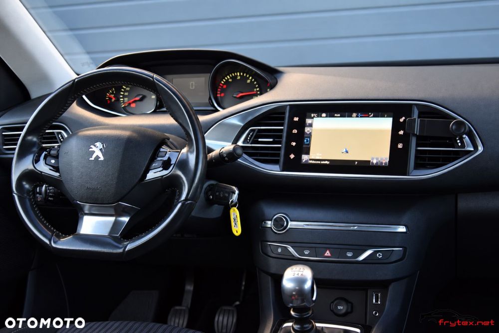 Peugeot 308 - 26
