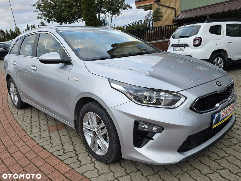 Kia Ceed - 21