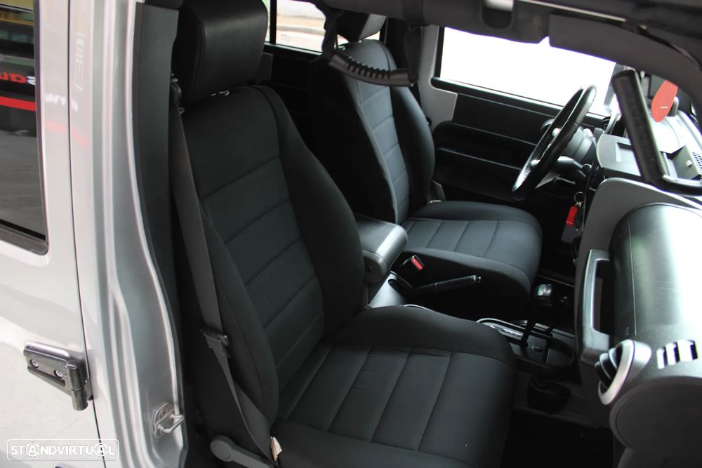 Jeep Wrangler 2.8 CRD ATX Sport - 30