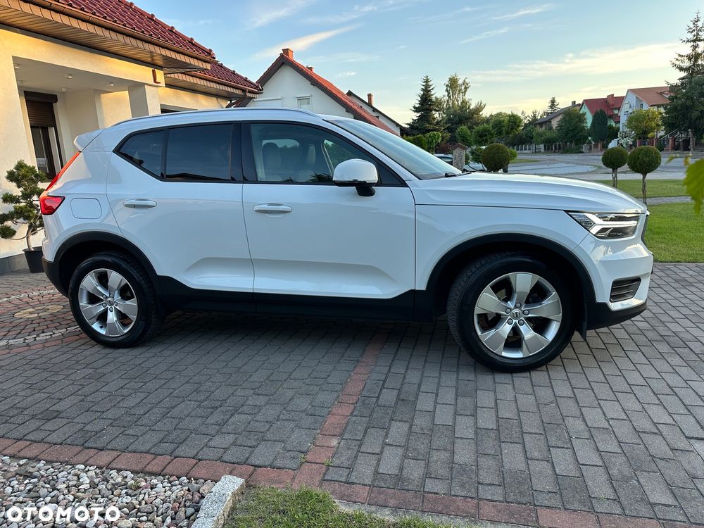 Volvo XC 40 T3 Geartronic Momentum - 21