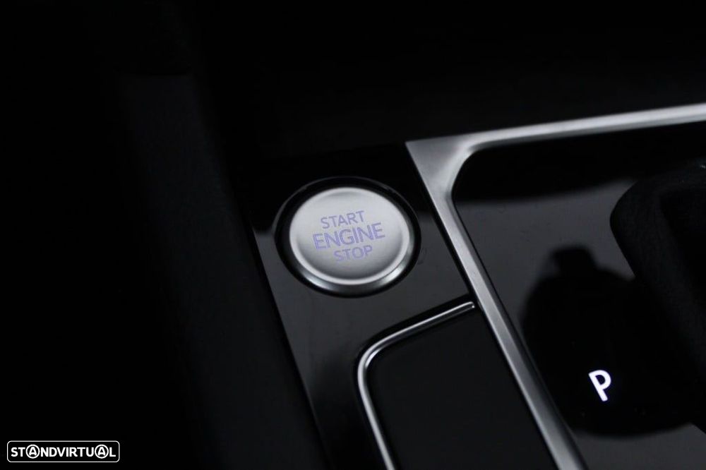 VW Arteon 2.0 TDI R-Line DSG - 31