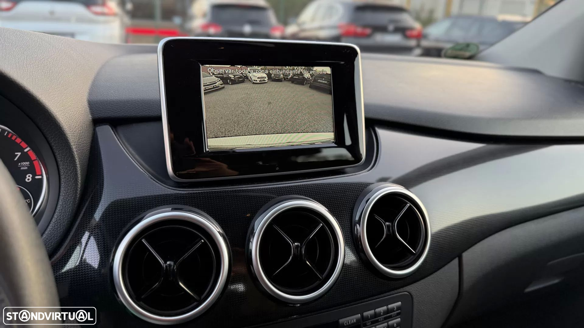 Mercedes-Benz B 180 Style - 13