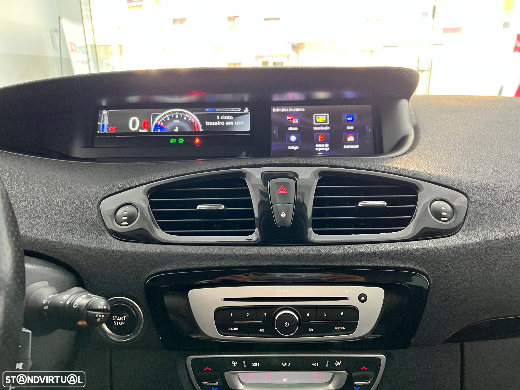 Renault Grand Scénic 1.5 dCi Bose Edition SS - 12