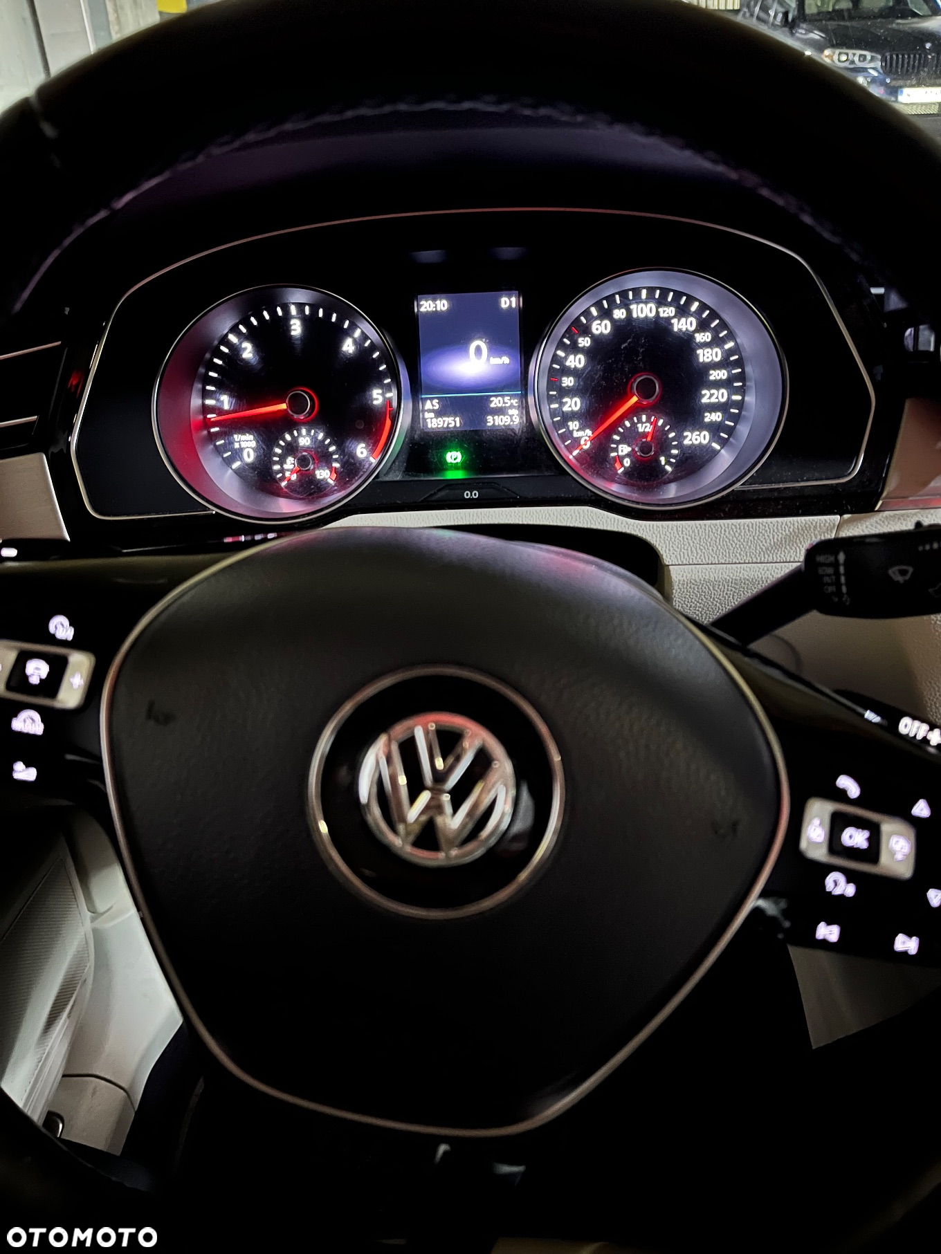 Volkswagen Passat 2.0 TDI BMT Highline DSG - 33