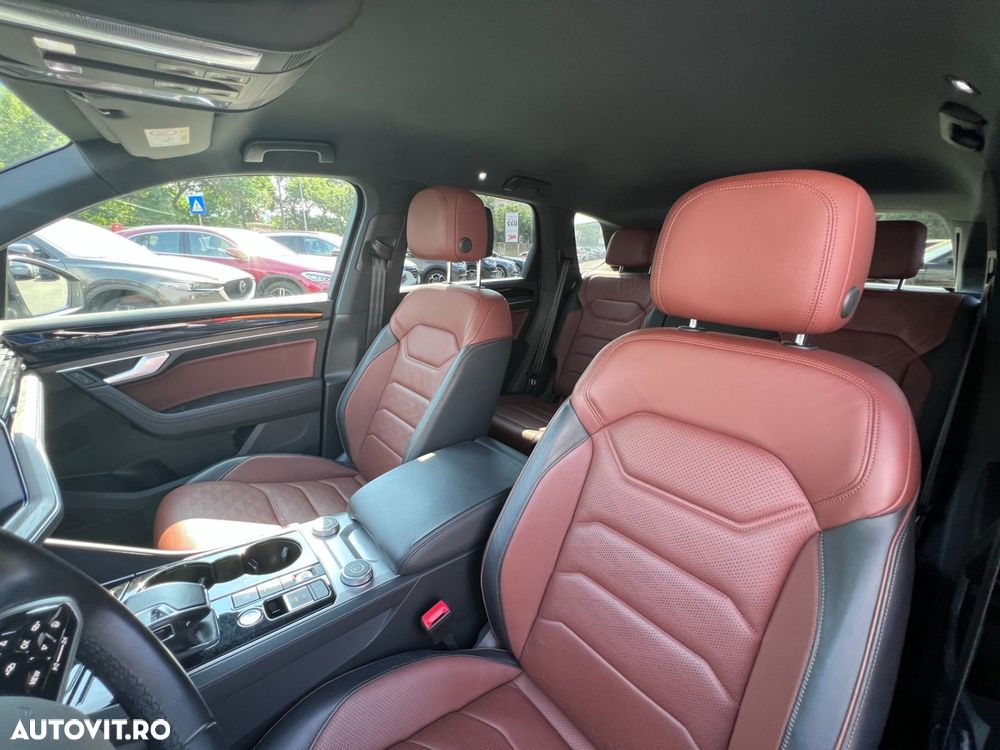 Volkswagen Touareg V6 TDI 4MOTION Elegance - 15