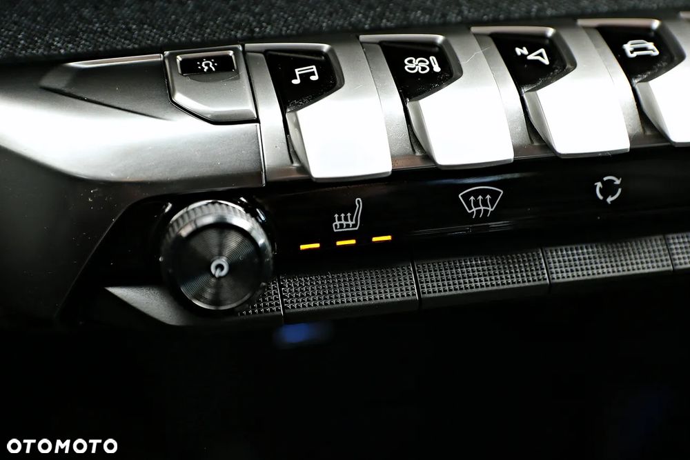 Peugeot 5008 BlueHDi 180 EAT8 GT - 29