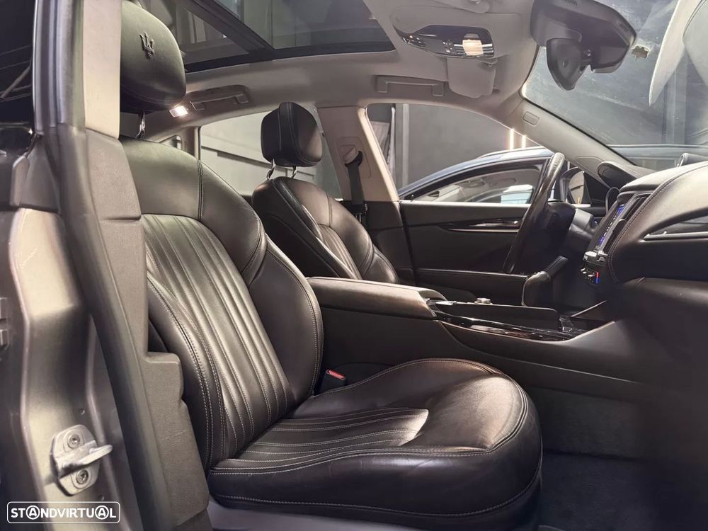 Maserati Levante 3.0 V6 - 26