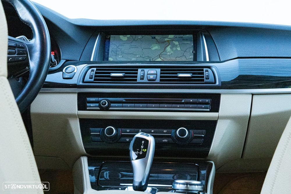 BMW 520 d Line Luxury Auto - 29