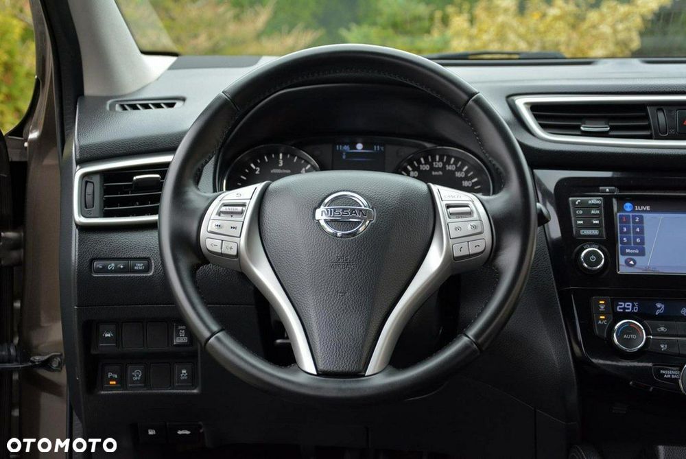 Nissan Qashqai 1.6 DCi 4x4 Tekna+ - 24