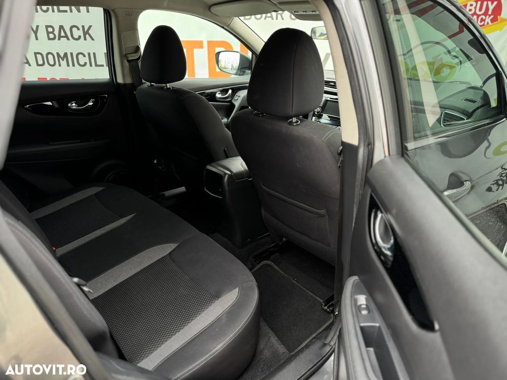 Nissan Qashqai 1.3 DIG-T ACENTA - 27