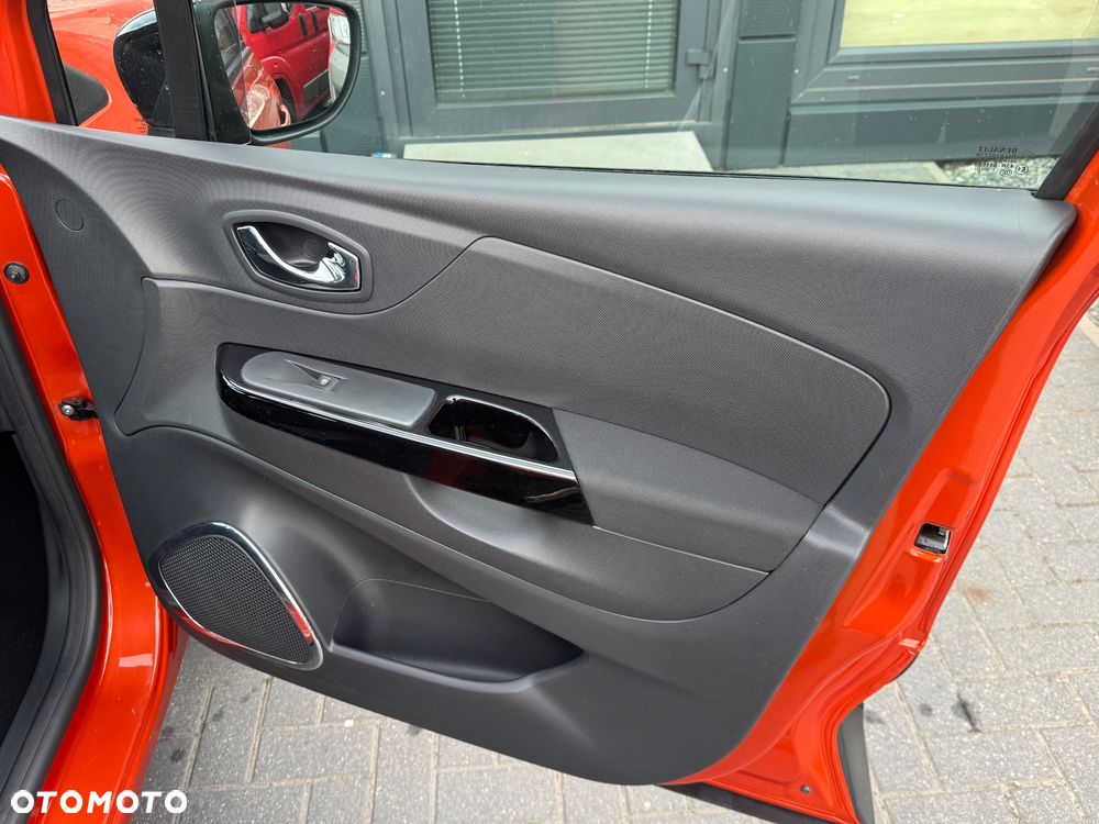 Renault Captur - 24