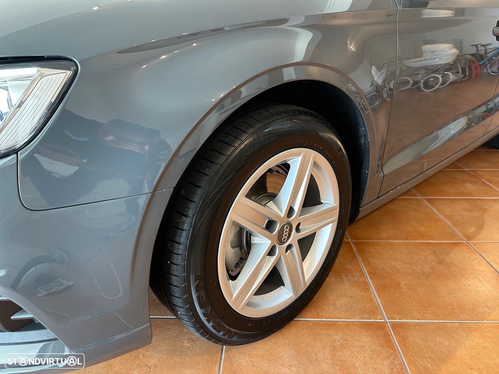 Audi A3 Limousine 1.6 TDI Design - 31