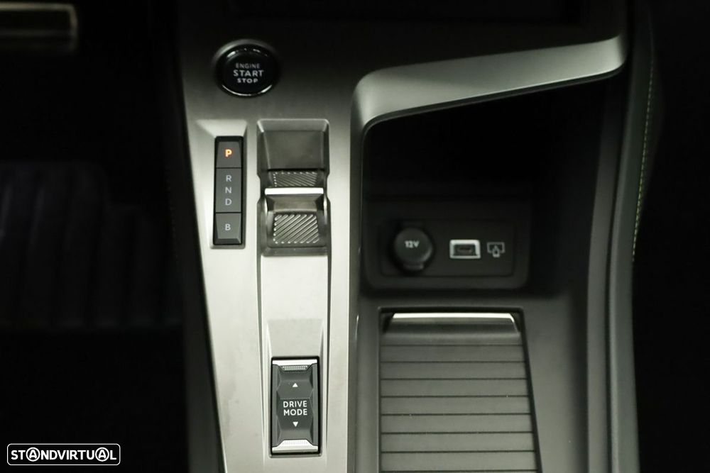 Peugeot 408 1.6 Hybrid GT e-EAT8 - 13