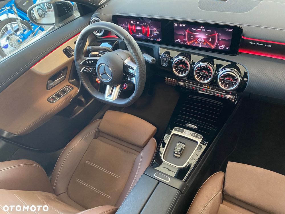 Mercedes-Benz CLA AMG 35 mHEV 4-Matic 8G-DCT - 26