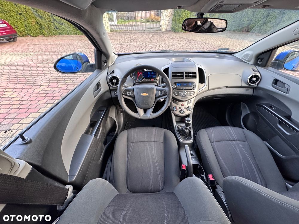 Chevrolet Aveo 1.2 LT+ - 10
