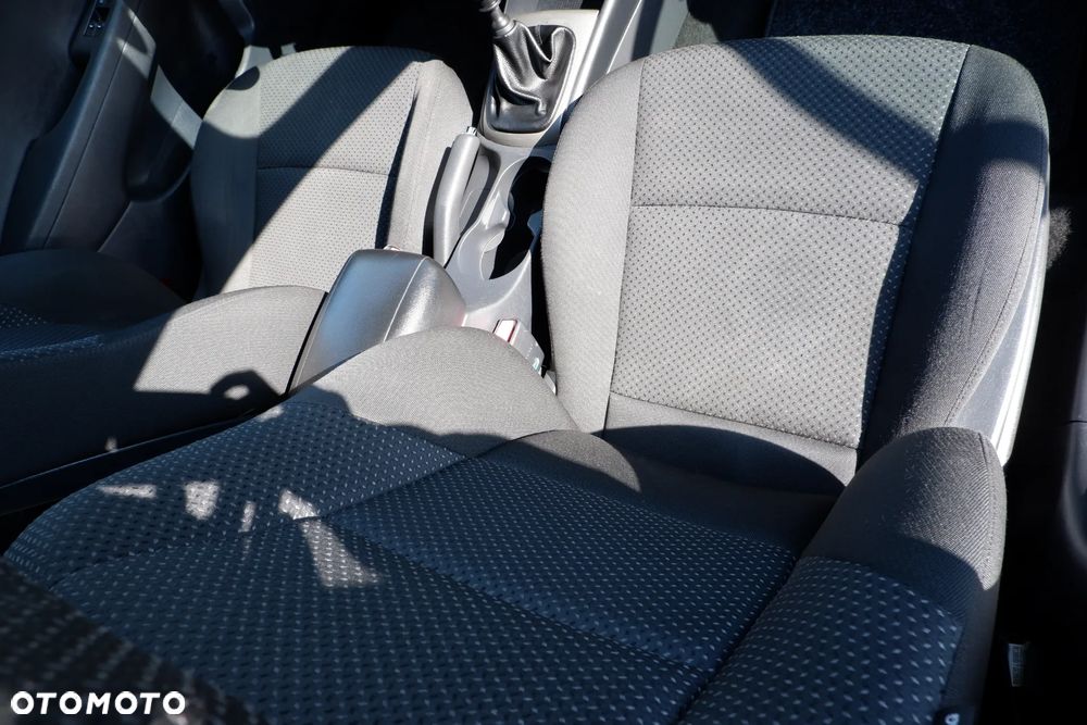 Hyundai i30 1.6 blue Comfort - 6