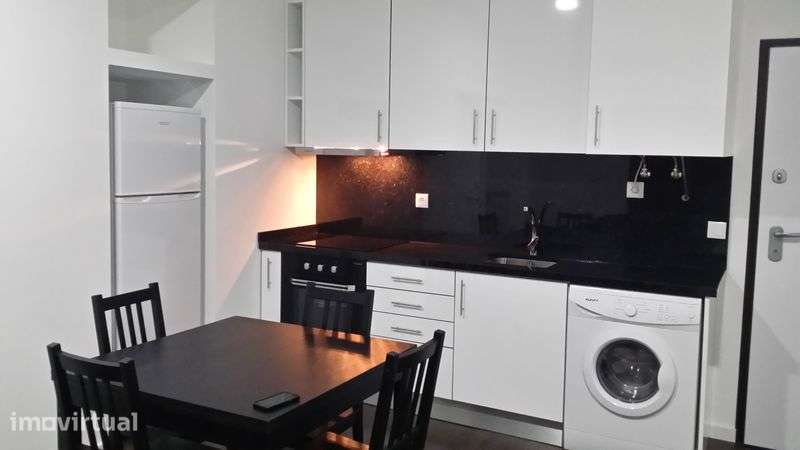 Arrenda T1 Mobilado - Abrantes - Grande imagem: 5/11