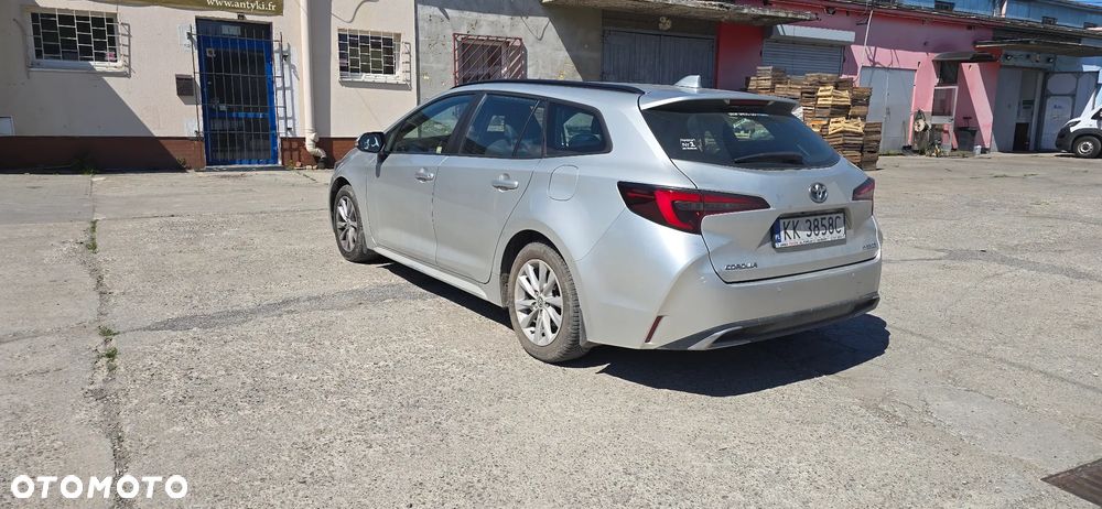 Toyota Corolla - 4