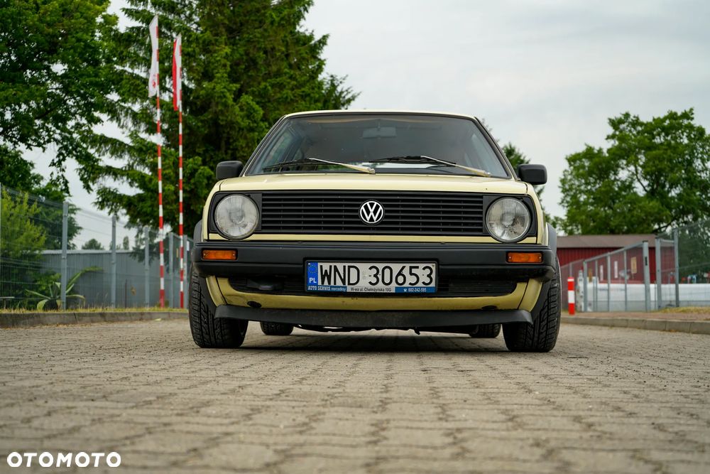 Volkswagen Golf - 4