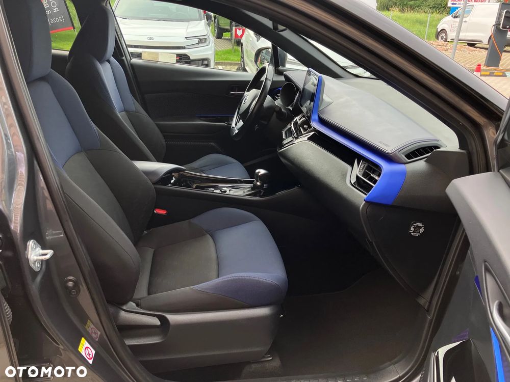 Toyota C-HR 1.8 Hybrid Dynamic - 18