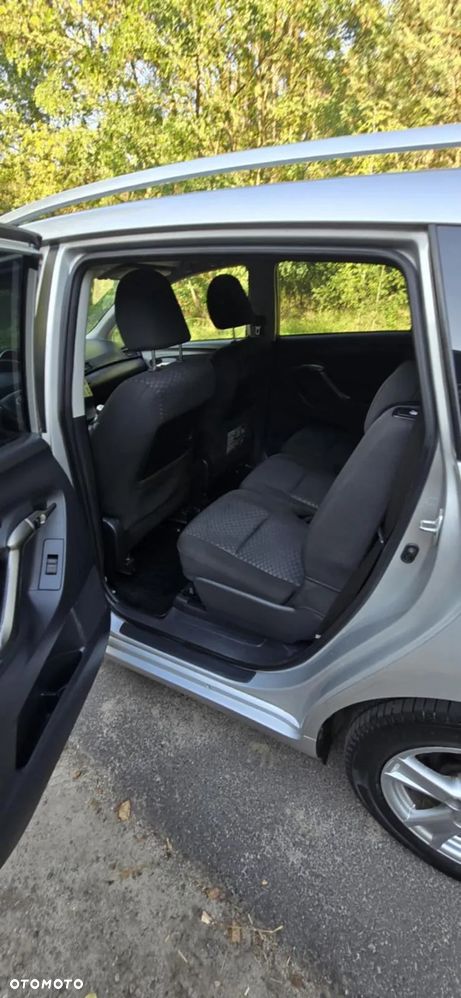Toyota Verso 1.8 2010 7os - 12
