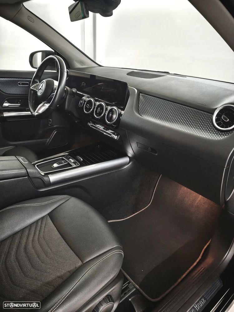 Mercedes-Benz GLA 200 Progressive - 23