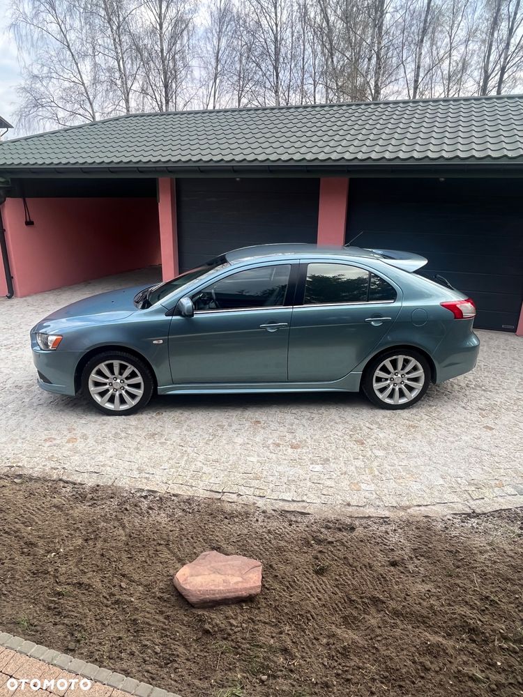 Mitsubishi Lancer 1.8 Instyle NAVI - 1