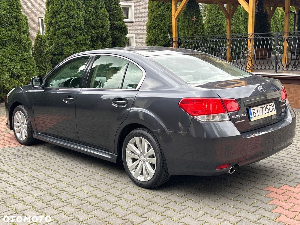 Subaru Legacy 2.0 D Sport - 9