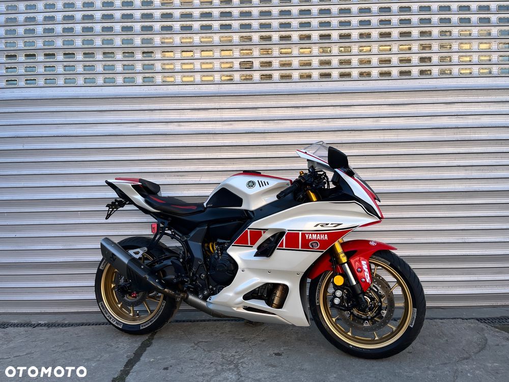 Yamaha YZF - 30