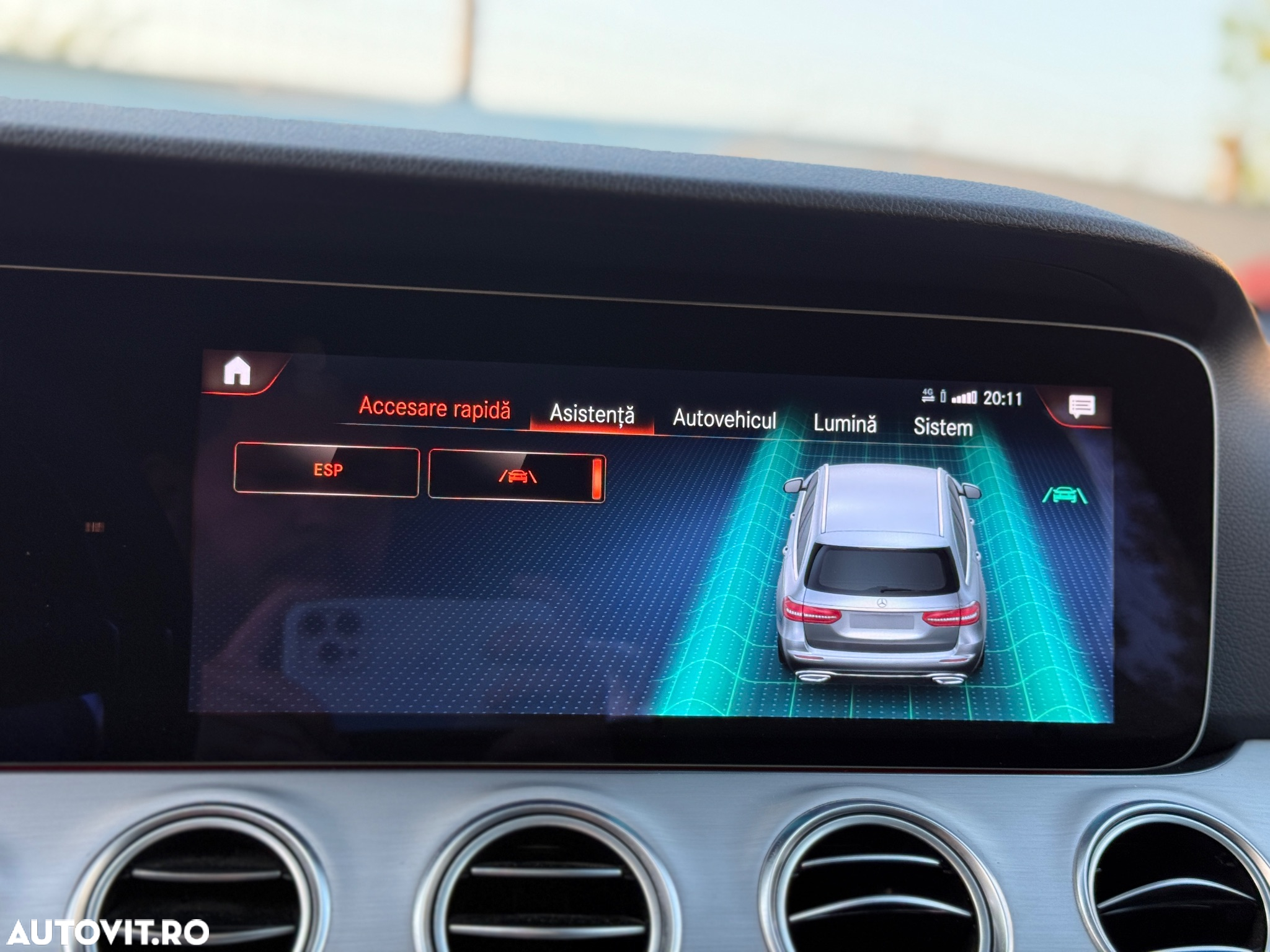 Mercedes-Benz E 220 d T 9G-TRONIC Avantgarde - 29