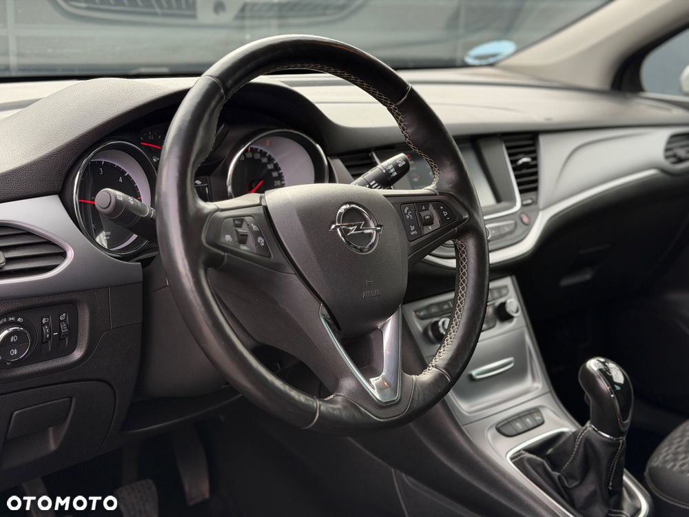 Opel Astra 1.6 CDTI Dynamic - 12