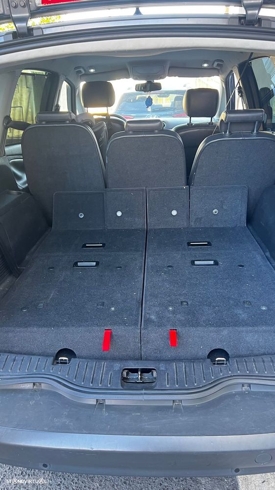 Ford S-Max 2.2 TDCi Edition 7L - 13