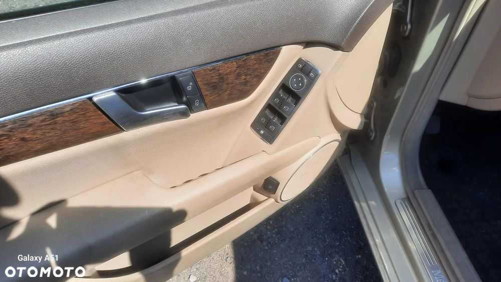 Mercedes-Benz Klasa C - 9