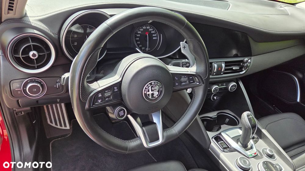 Alfa Romeo Giulia 2.0 Turbo Veloce Q4 - 9